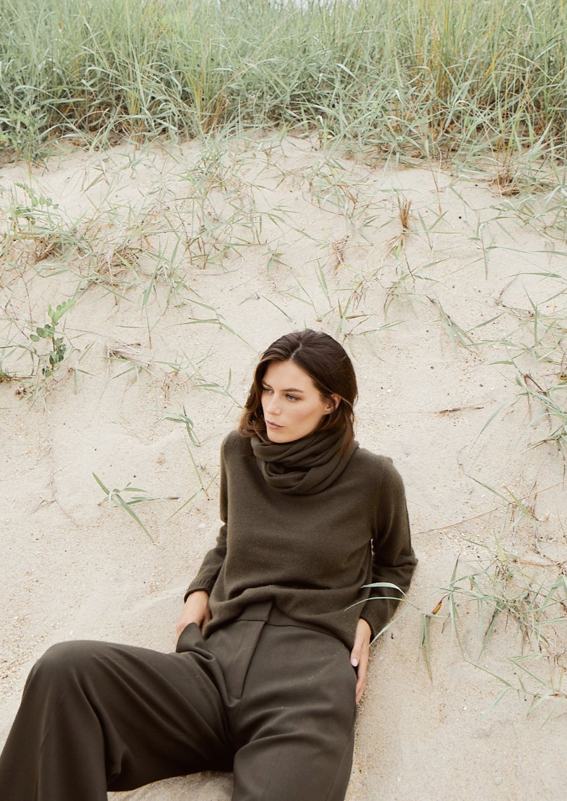 Julia Crew Neck, Olive