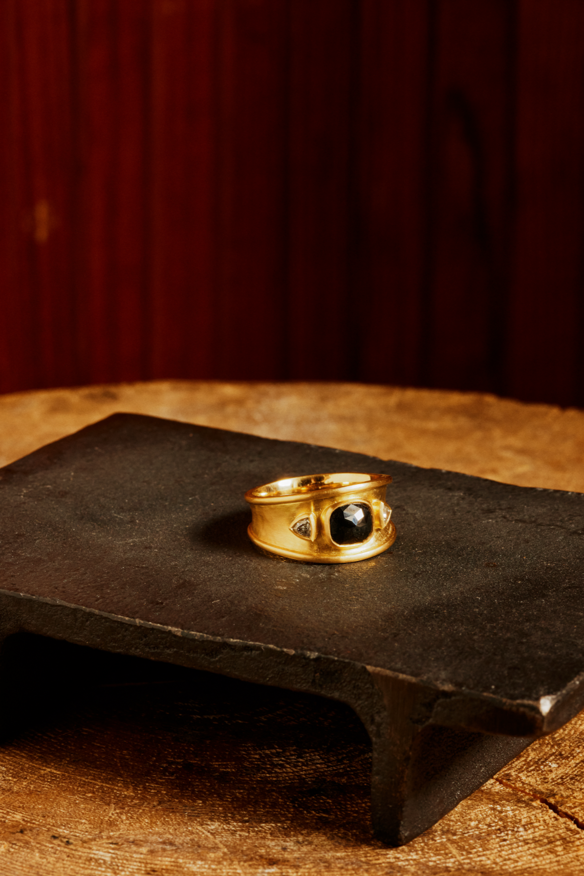 18K Gold Cigar Band Diamond Ring