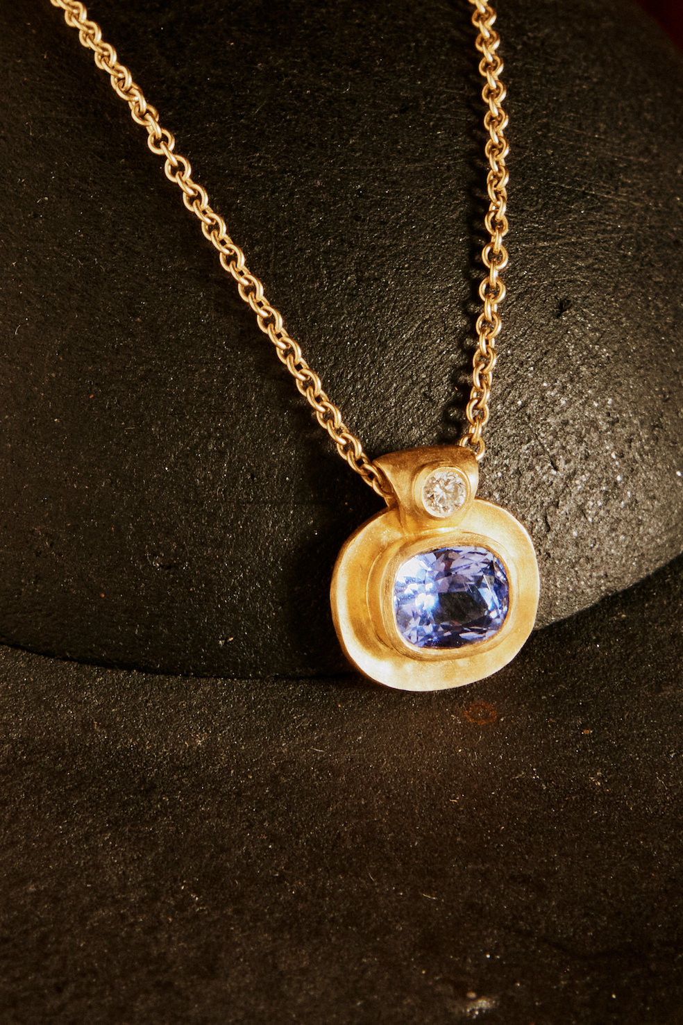 1.31ct Tanzanite Pendant