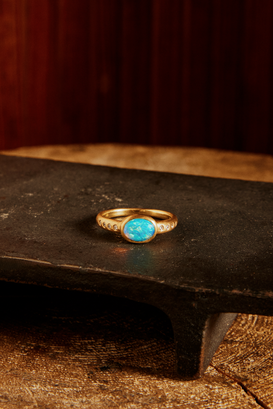 Gorgeous Australian Blue-Green Opal Ring