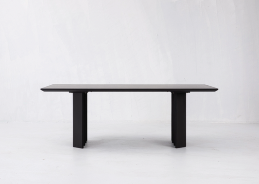 Zafal Dining Table