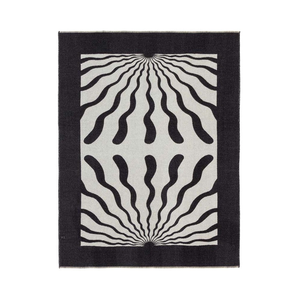 Dopamine Throw, Ivory/Black