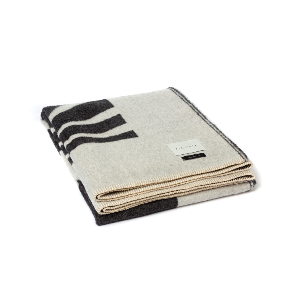 Dopamine Throw, Ivory/Black